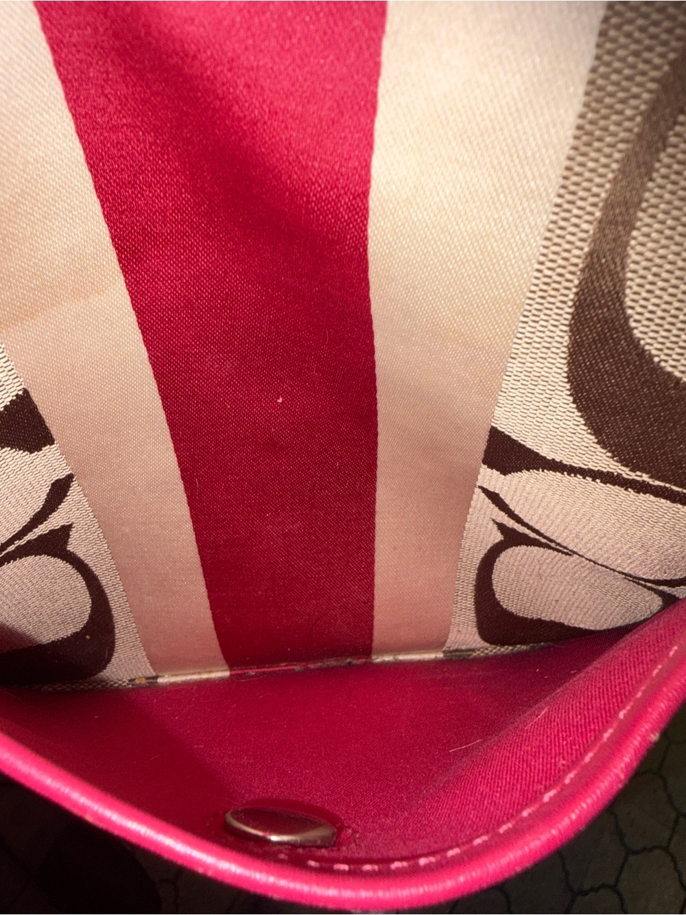 Coach Hamptons Weekend Signature Pink & White Stripe Shoulder/ Crossbody Bag - Picture 8 of 16